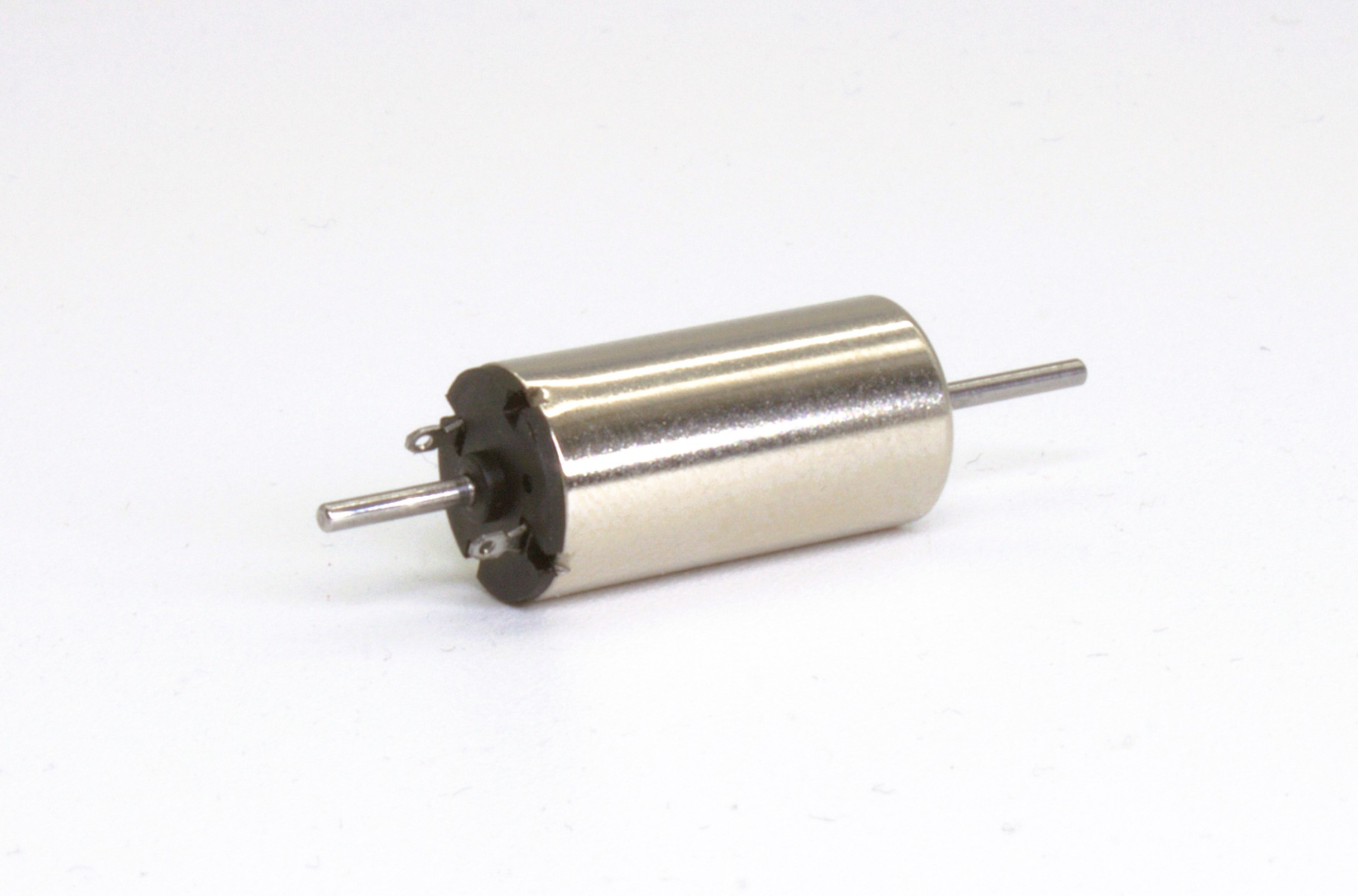 Motor KM0816-1 ohne Anbauteile